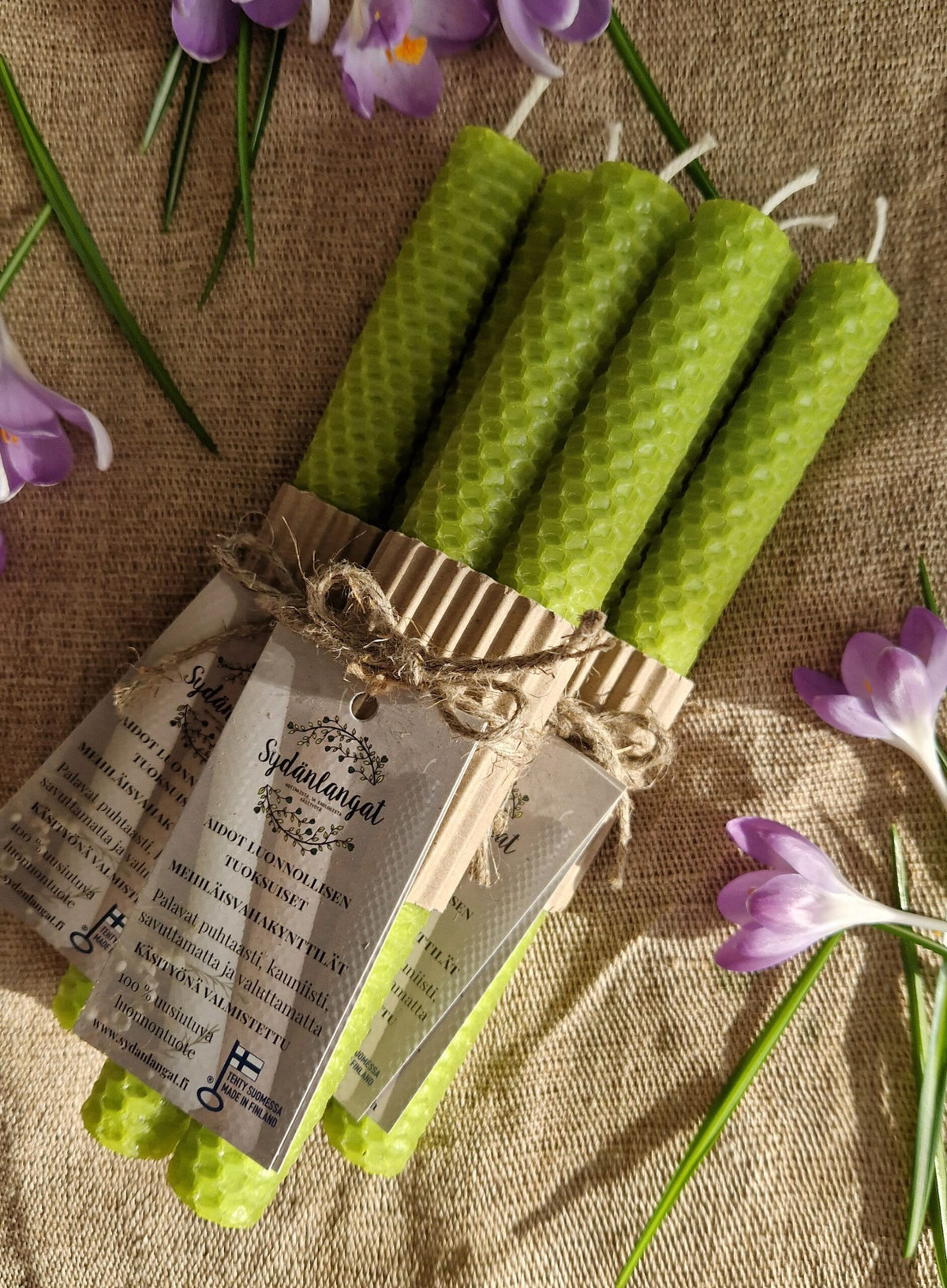 Beeswax candle (different colors)
