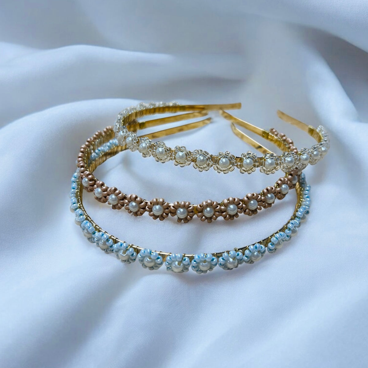 Daisy headband with pearl flower details (various colors)