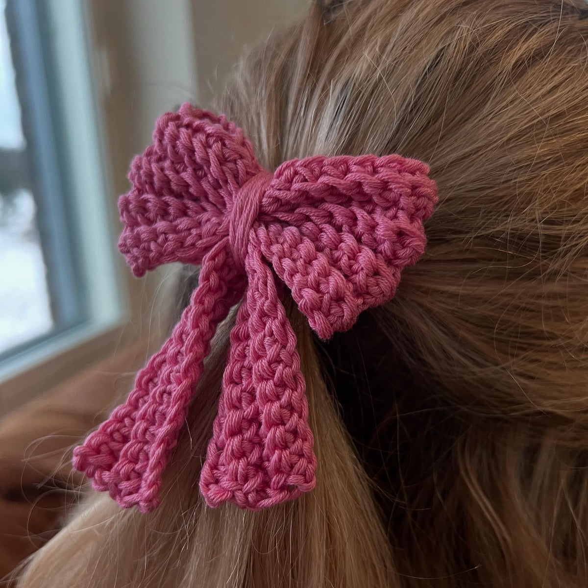 Crochet Bow Hairpin (various colors)