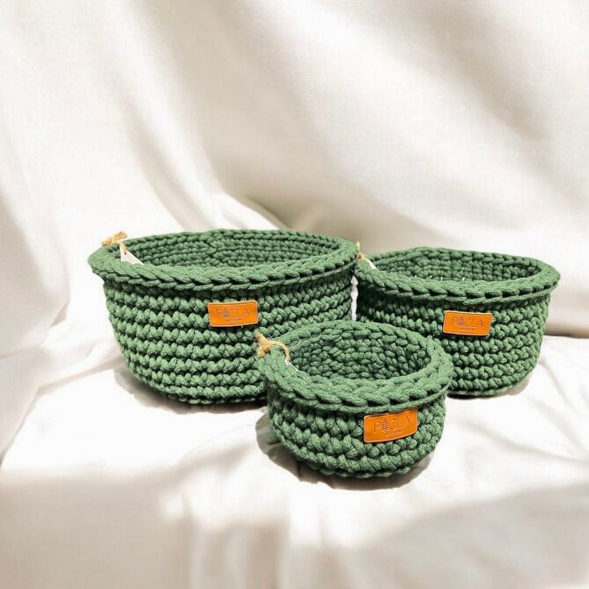 Decorative basket, crocheted (various colors)